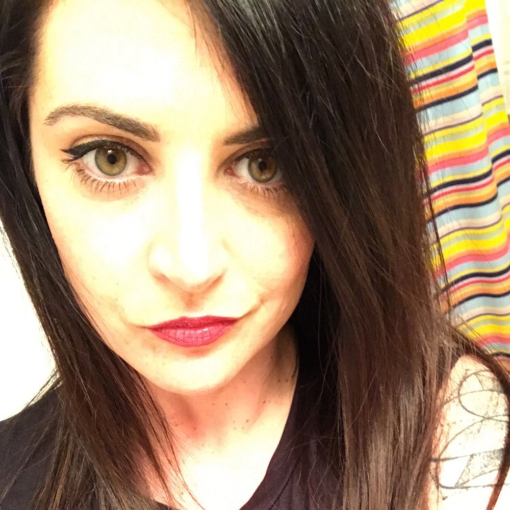 Meet your Posher, Janel